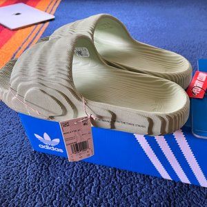 Adidas Adilette 22 Magic Lime Size 11